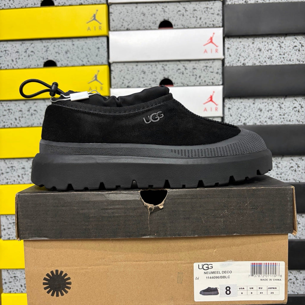 UGG Neumeel Deco Slip-On – Suede Moccasin Sneaker in All Black with Carabiner Collar & Black Lug Sole