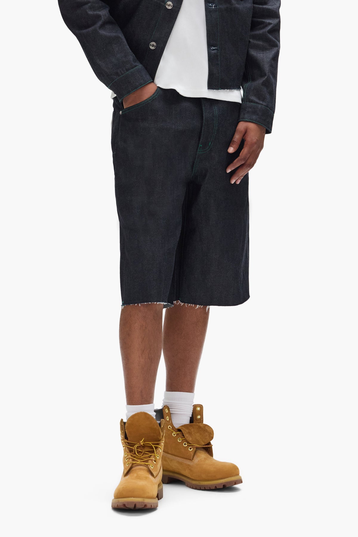 P070 Raw Shorts