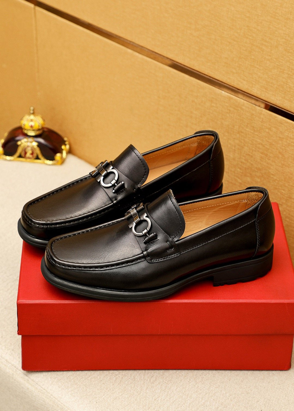 Ferragamo Black Bit Loafers