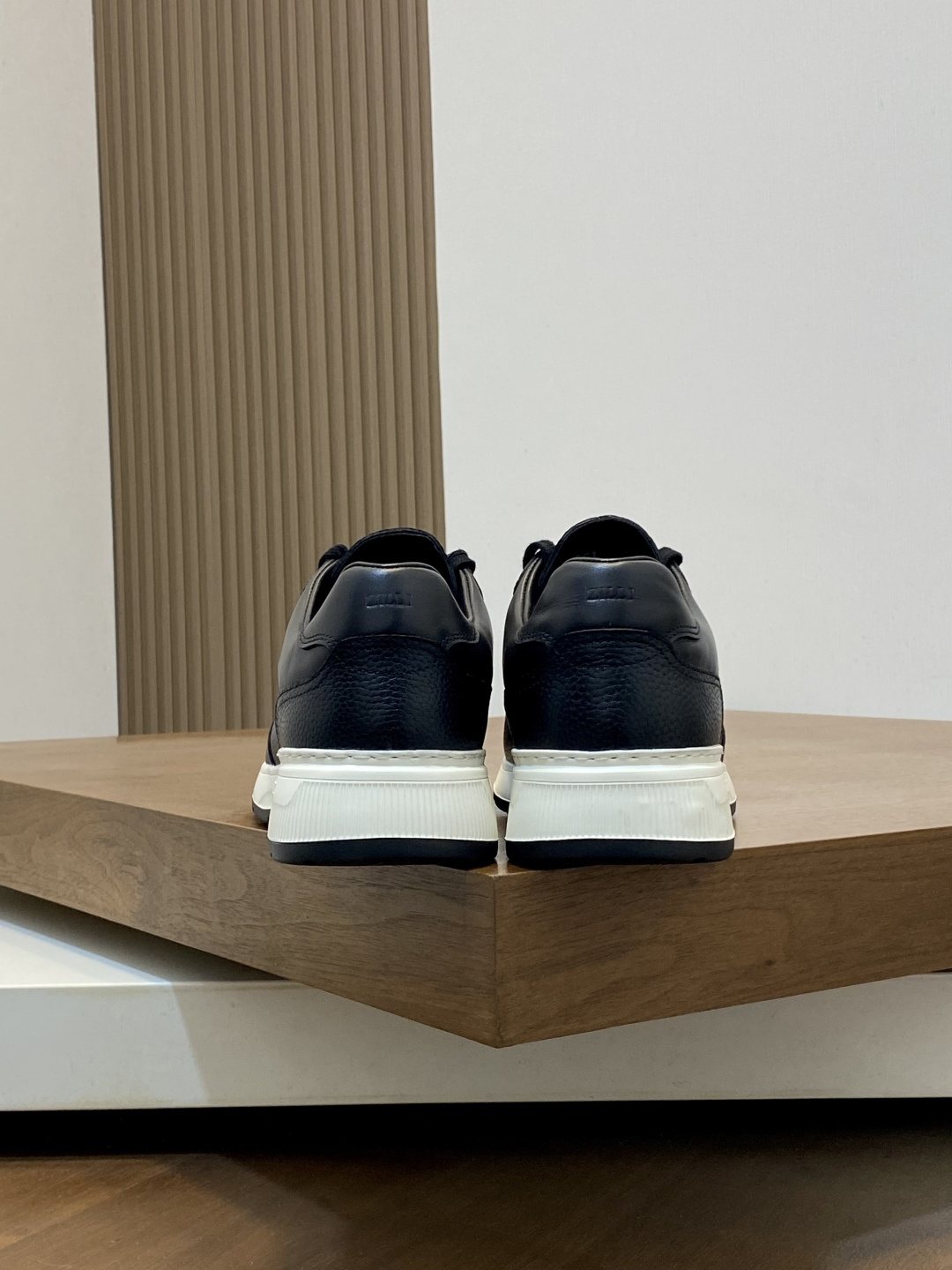 Zilli Men's Stitched Leather Sneakers